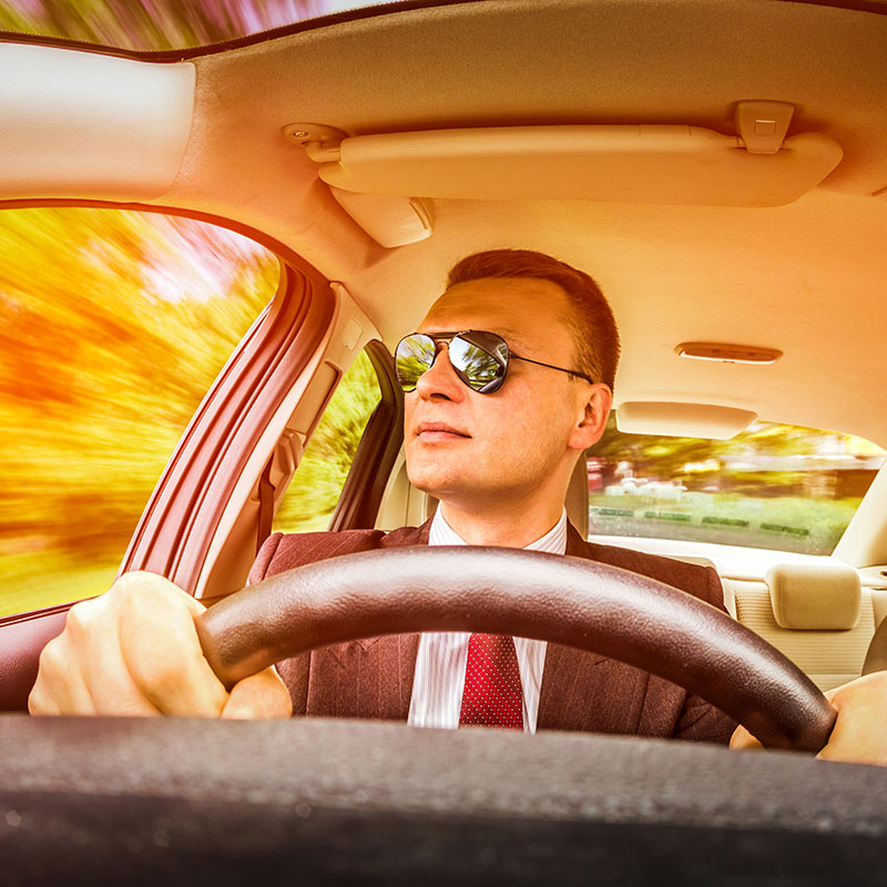 alquiler de coche con conductor